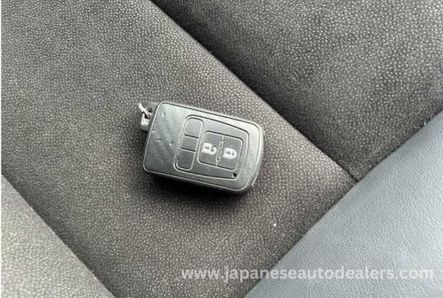 
								Toyota Noah full									