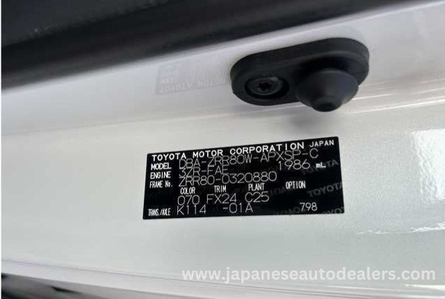 
								Toyota Noah full									