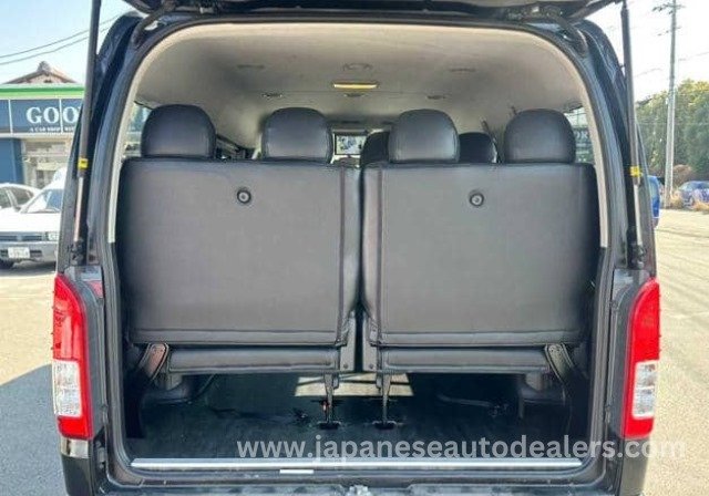 
								TOYOTA HIACE WAGON full									