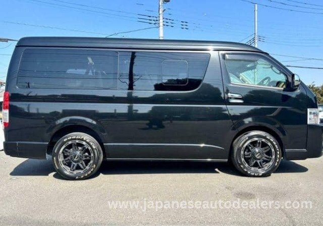 
								TOYOTA HIACE WAGON full									