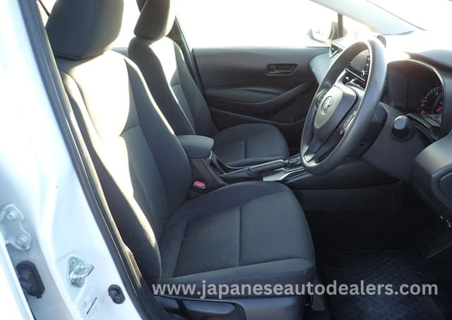 
								TOYOTA COROLLA G-X full									