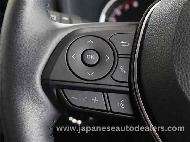 
								TOYOTA RAV4 full									