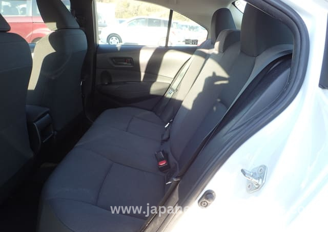 
								TOYOTA COROLLA G-X full									
