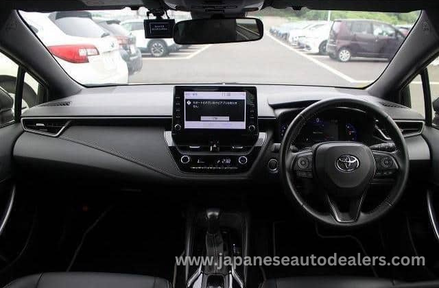 
								TOYOTA COROLLA SEDAN full									