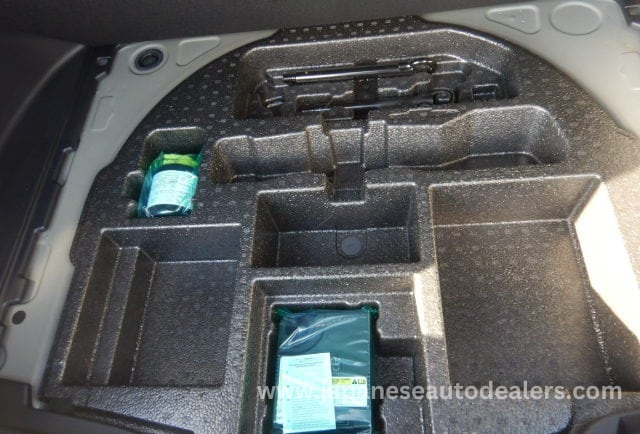 
								TOYOTA COROLLA CROSS full									