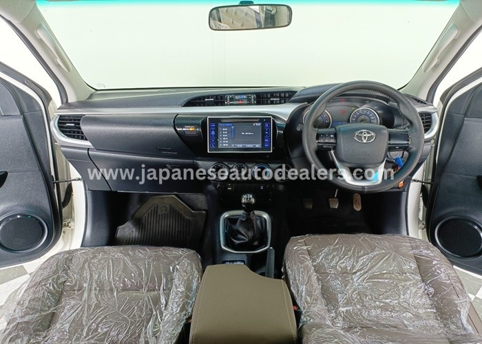 
								Toyota Hilux full									