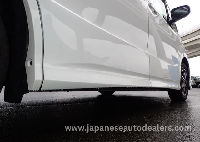 
								Toyota Noah full									
