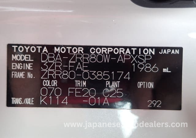 
								Toyota Noah full									