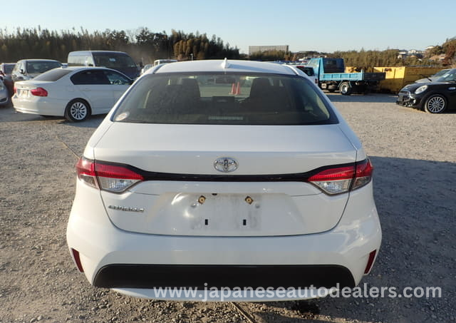 
								TOYOTA COROLLA G-X full									