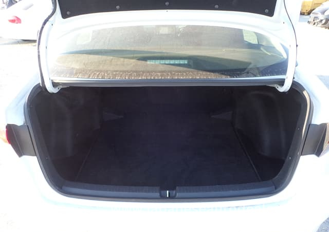 
								TOYOTA COROLLA G-X full									