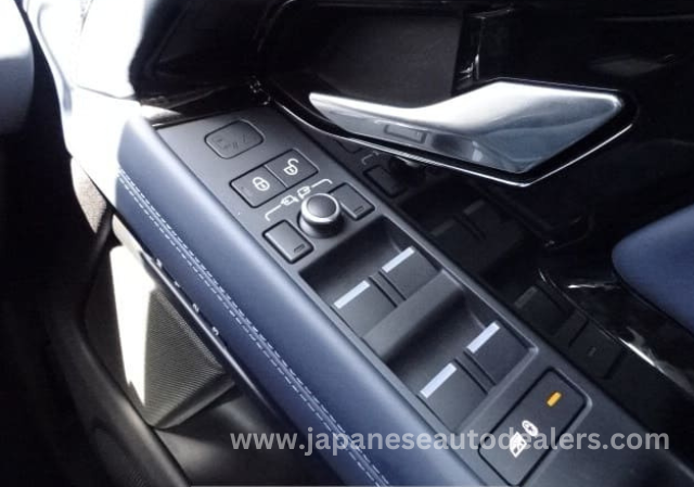 
								2020 LAND ROVER RANGE ROVER EVOQUE full									