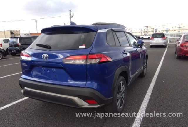 
								TOYOTA COROLLA CROSS full									
