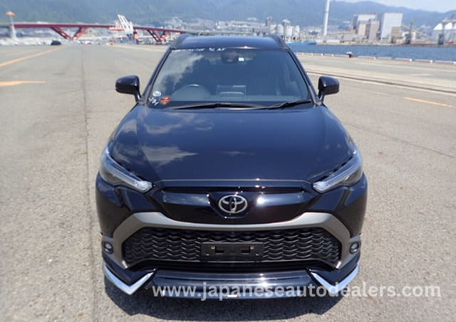 
								TOYOTA COROLLA CROSS full									