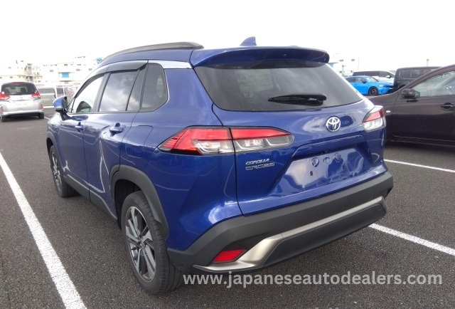 
								TOYOTA COROLLA CROSS full									