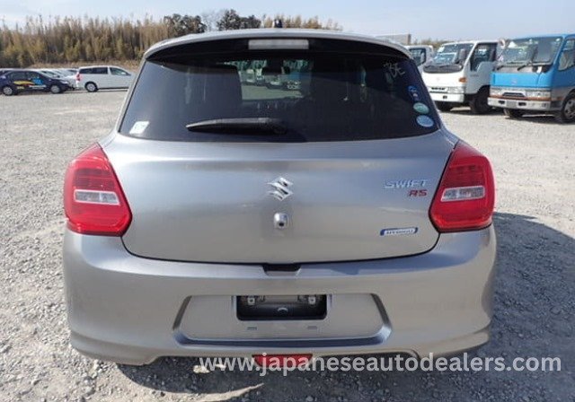
								2017 Suzuki Swift Hybrid RS full									