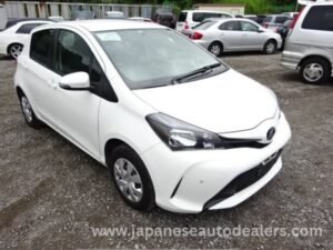 TOYOTA VITZ F