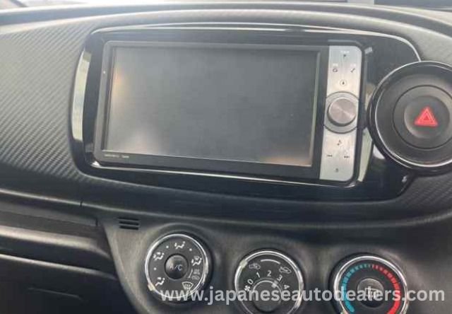 
								2012 TOYOTA VITZ RS G’ full									