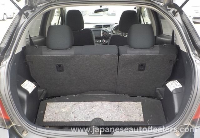 
								2012 TOYOTA VITZ RS G’ full									