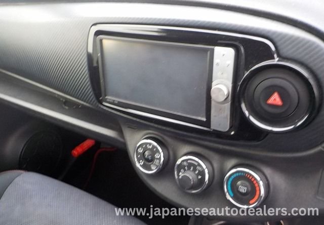
								2012 TOYOTA VITZ RS G’ full									