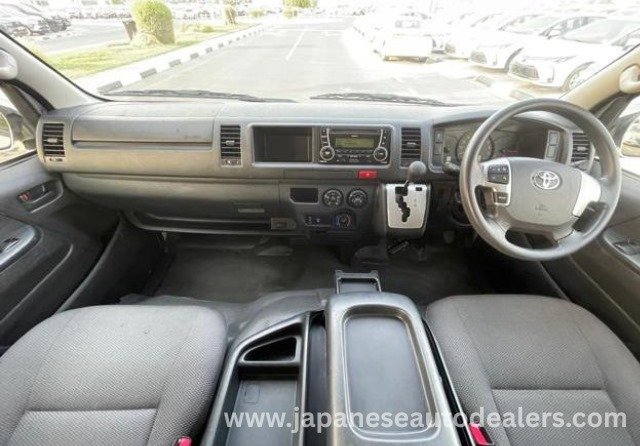 
								2016 TOYOTA HIACE VAN – 14 SEATS full									