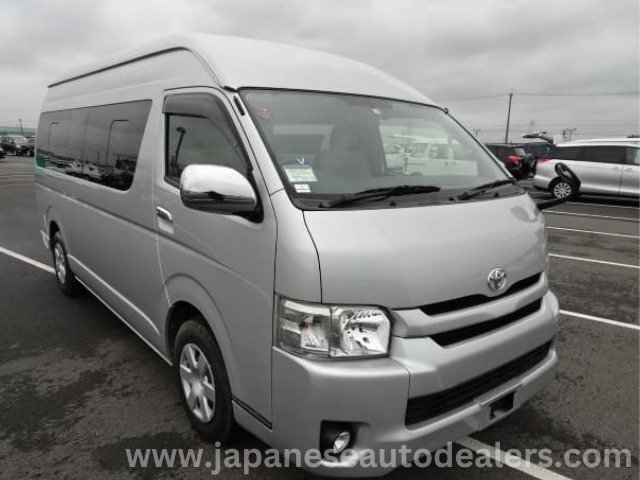 
								2018 TOYOTA HIACE COMMUTER GL – 14 SEATS full									