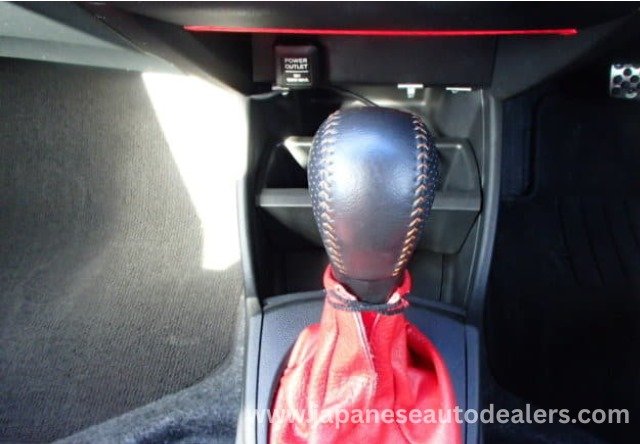 
								2012 HONDA FIT RS full									