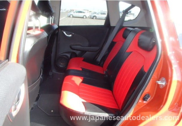 
								2012 HONDA FIT RS full									