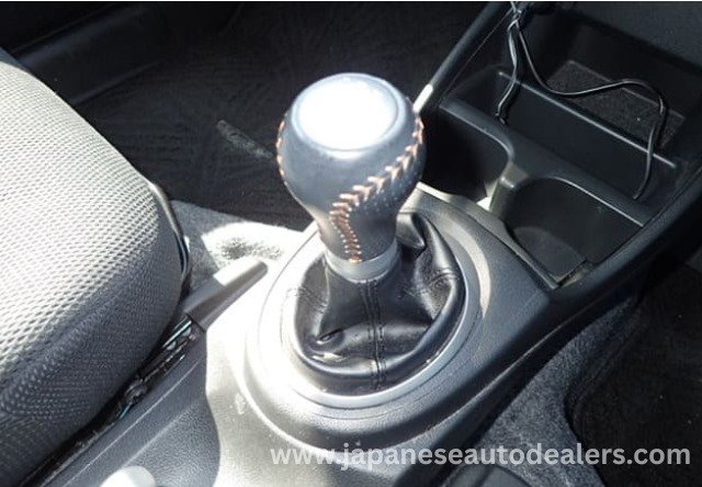 
								2013 HONDA FIT RS full									