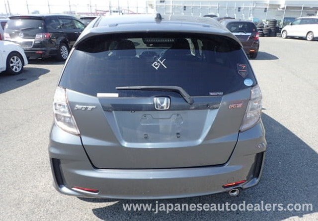 
								2013 HONDA FIT RS full									