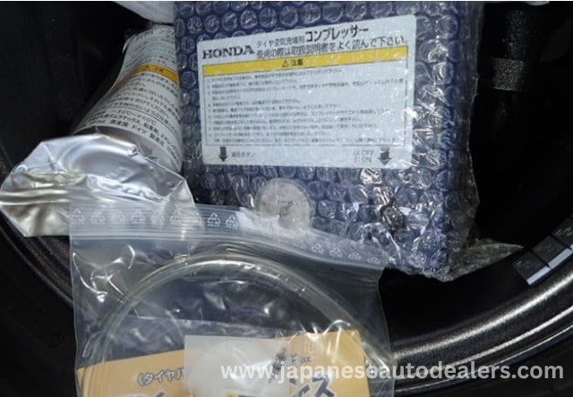 
								2013 HONDA FIT RS full									