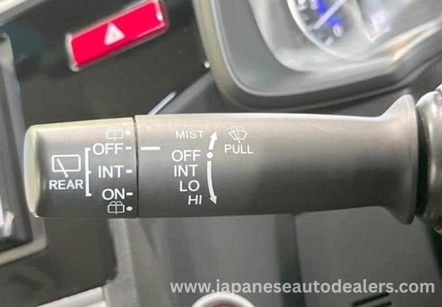 
								2015 HONDA FIT 13GS full									