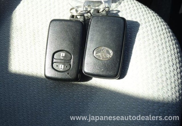 
								TOYOTA VITZ F SMART STOP PACKAGE full									