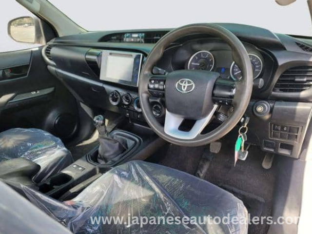 
								2012 TOYOTA HILUX SINGLE CABIN full									