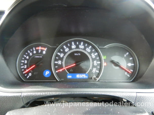 
								TOYOTA VOXY ZS KIRAMEKI full									