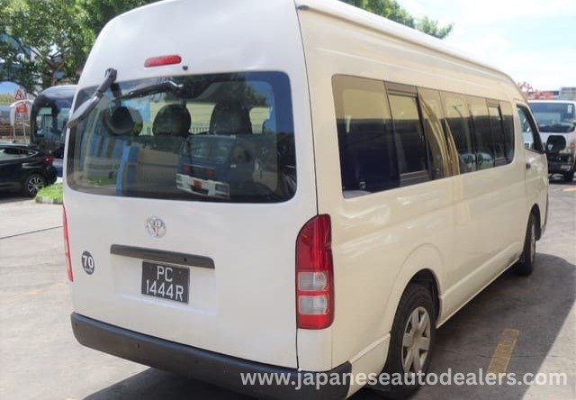 
								2012 TOYOTA HIACE COMMUTER HIACE HIROOF full									