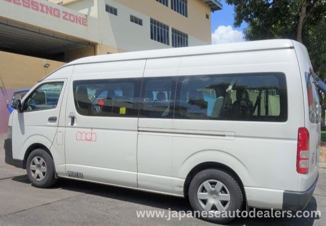 
								2012 TOYOTA HIACE COMMUTER HIACE HIROOF full									