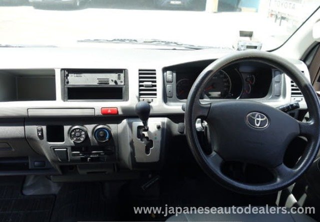 
								2012 TOYOTA HIACE COMMUTER HIACE HIROOF full									