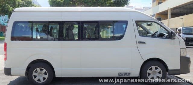 
								2012 TOYOTA HIACE COMMUTER HIACE HIROOF full									